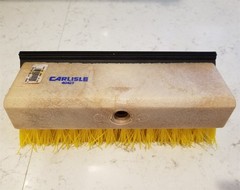 Carlisle 40421 Flo-Pac Hi-Lo Floor Scrub 10″ w/Squeegee