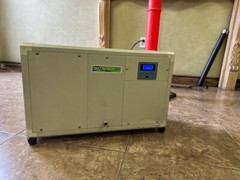 Dri Eaz Dehumidifier CMC 100 Model F391. Legend Brands In Very Good Condition