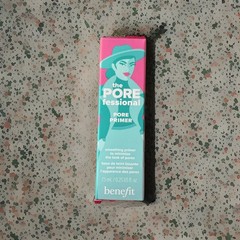 BENEFIT PORE FESSIONAL PORE PRIMER SMOOTHING TO MINIMIZE THE LOOK OF PORES FAB!!