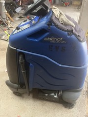 Windsor Chariot iVac 24 ATV Walk-Behind Extractor Floor Cleaning Machine