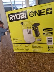 BRAND NEW Ryobi 18v Battery Operated Compact Handheld Sprayer PSP01B