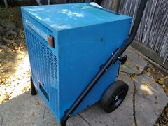 Dri-Eaz DrizAir F133 110 Pint Refrigerant Dehumidifier Remove up to 14 GPD! 5042