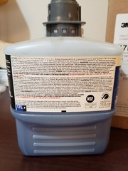 3M Glass Cleaner & Protector Concentrate 17L, 2L, Twist ‘n Fill Dispenser