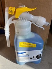 Glance # 93361936 Glass & Multi-Surface Cleaner 1.5L NON-AMONIATED QTY 2