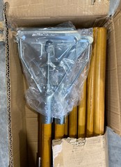 63 in. Quick-Change Wood Mop Handle (12-Pack) Carlisle New