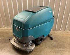 Tennant T600e 32″ Disk Floor Scrubber