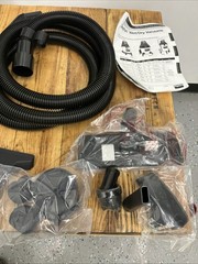 Dayton 4Z663E Wet/Dry Vacuum 120V 6 Gallon NIB