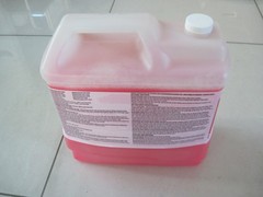 ECOLAB 6101041 73 Disinfecting Acid Bathroom Cleaner 2.5 US Gallon