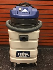 Windsor Titan 716 Wet-Dry Vacuum Cleaner 16 Gallons – New