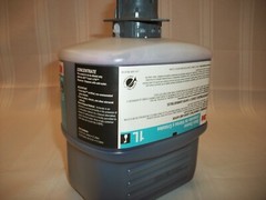 3M GLASS CLEANER CONCENTRATE, FOR THE TWIST AND FILL DISPENSER – 1L