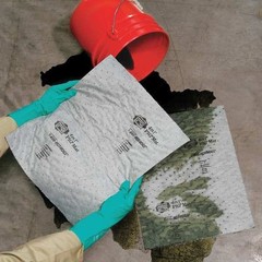 Pig Mat235 Sorbent Roll, 17 Gal, 16 In X 150 Ft, Universal, Gray, Polypropylene