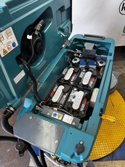 Tennant T500e Walk-Behind Floor Scrubber 32”/24V NewBattery SN1221 Low Hours 272