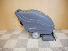 Reconditioned Tennant 1260 Self Contained Carpet Cleaner