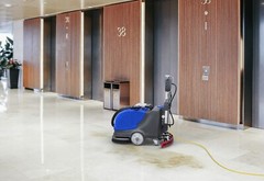 Scrubber dryer – Cleaning machine – scrubbing machine SWM30, 12,917 ft²/h
