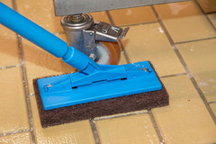 55003 Pad Holder,Floor,9″ X 3.7″,Pp/Ss,Blue