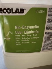 Ecolab 6101024 Bio-Enzymatic Odor Eliminator Urine Body Pet 9.46 L/2.5 Gallon