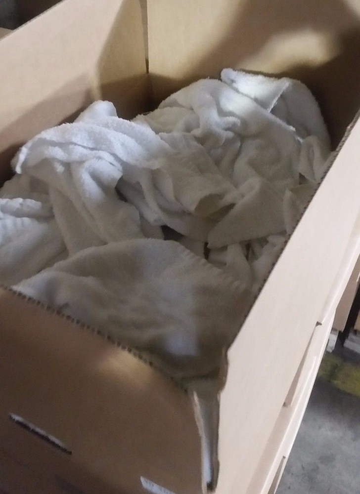 White Terry Towels Cut in Half Rags (25 LB Carton)