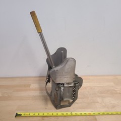 Royce Rolls Model #0 Stainless Steel 12-16 Oz. Mop Wringer