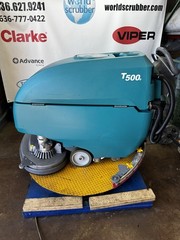 Tennant T500e Walk-Behind Floor Scrubber 32”/24V NewBattery SN1221 Low Hours 272
