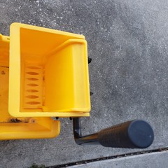 Harper By CleanCo Commercial Mop Bucket 35 Quart W Side-Press Wringer Heavy Duty