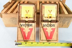 Victor Rat Traps 12 M326 PN 19040G