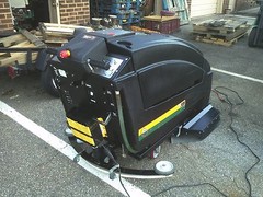 RECONDITIONED NSS WRANGLER 3330 Floor Scrubber 33-inch, 60 day parts WARRANTY