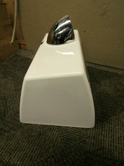 NOVA MATIK MODEL 220 WHITE SURFACE MOUNT AUTOMATIC HAND DRYER 240 VOLT 9 AMP