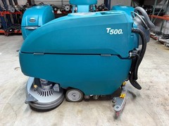 Tennant T500e 32″ Dual Disk Walk-Behind Floor Scrubber Cleaner | 523 Hrs