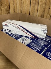 15 Box Horizon Industries 1709/7052 TechWipes 15″ x 16.75″ 90/Dispenser 3 Ply
