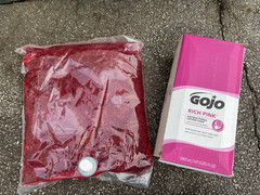 Gojo Rich Pink Antibacterial Lotion Soap