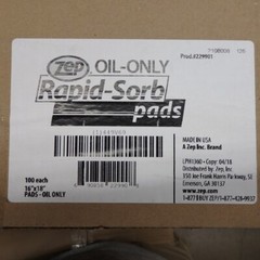 100 Pack of Zep 16″ x 18″ White Oil-Only Rapid-Sorb Pads 229901