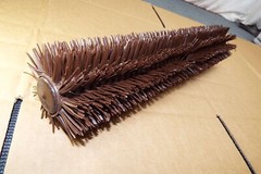 OUTDOOR SWEEPER SCRUB BRUSH BROOM POLYETHYLENE 18″ X 4″ ROUND RUGGED POOL RUGS