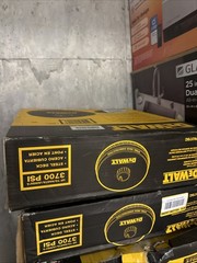 DEWALT 18″ Universal Surface Cleaner for Pressure Washers Up to 3700 PSI Cold