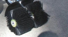 WALK BEHIND 52CC POWER BROOM SNOW DRIVEWAY SWEEPER CLEANER ARTIFICIAL GRASS