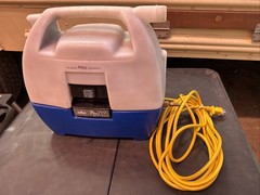 Windsor Presto Mini Cleaner Commercial Extractor – Works Great