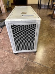 Dri Eaz Dehumidifier CMC 100 Model F391. Legend Brands In Very Good Condition