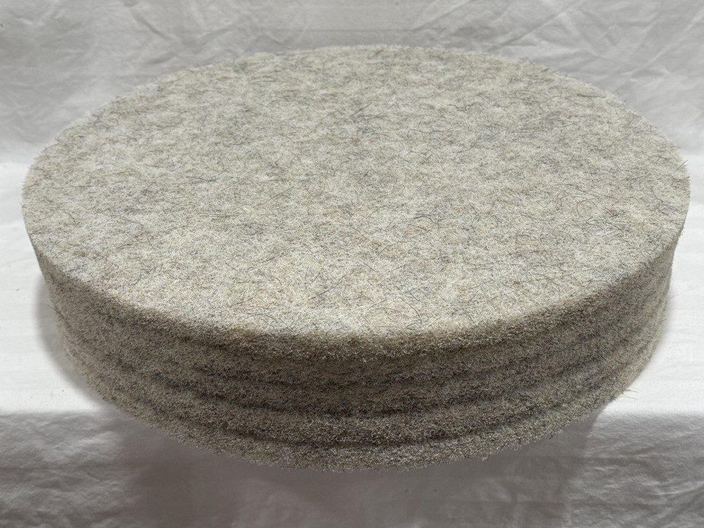 Natural Fiber Soft Burnishing 20″ Floor Pad 4020NAT (5 to a Box)