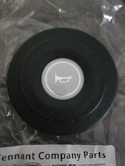TENNANT COMPANY PARTS 1024478 Button Control Horn-NEW