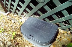 2 Rat Baiting Stations Secured Rat Control Station With Concrete Block – RBS1 EZ