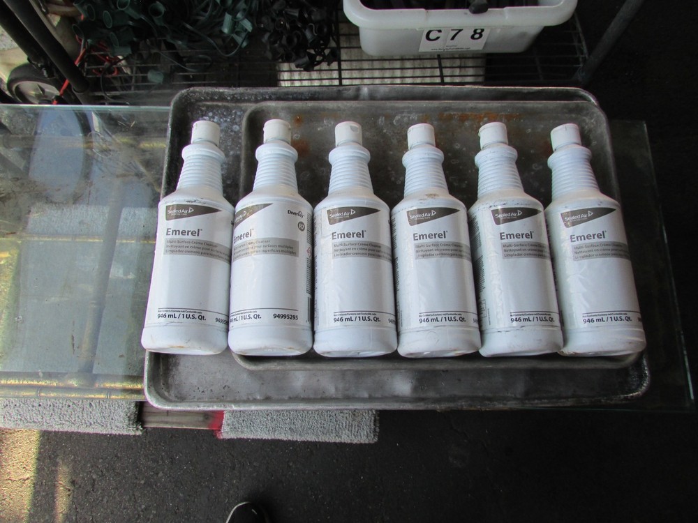 New lot of 6 Diversey Care Emerel Cleaner 1 Quart