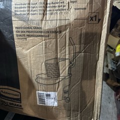 Rubbermaid FG758888RED 35 qt Red Wave Brake® Mop Bucket and Wringer NIB