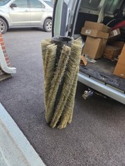 Minuteman Power boss 305662 – 42″ Proex And Wire Broom Brush