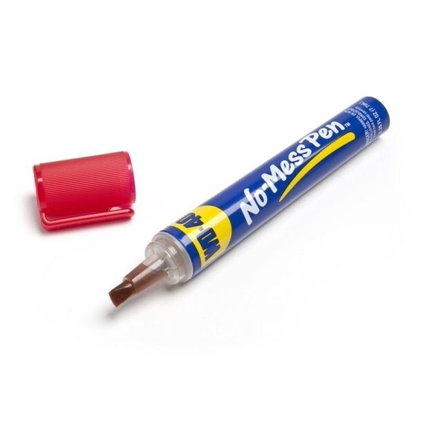 WD-40 No Mess Pen Lubricates Protects Removes 0.26 oz Low Odor WP010-00 NO BOX