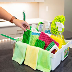 Libman 5 -Compartment Polypropylene Cleaning Caddy