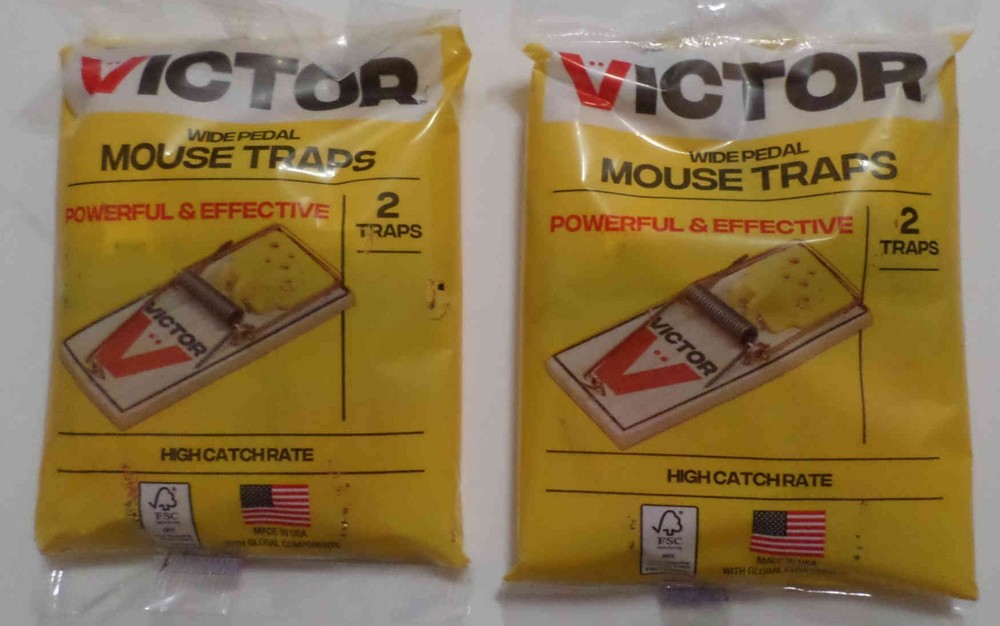 Victor Wide Pedal Mouse Traps M035 Rodent Control – Total 4 Traps – Combo Ship