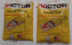 Victor Wide Pedal Mouse Traps M035 Rodent Control – Total 4 Traps – Combo Ship