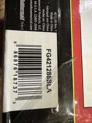 NEW Rubbermaid 4212-88 COMMERCIAL Floor & Carpet Sweeper (Bk/Gray)