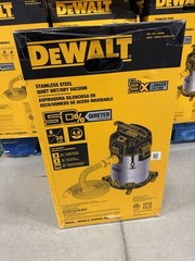 Dewalt DXV08SL Stainless Steel Wet/Dry 8-Gallon 4 HP Vacuum