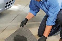 New Pig 25300 20″ x 15″ Gray Medium-Weight Absorbent Mat Pads 100 Pieces