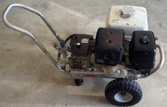 Hosty HD 4.0/40 G Gas Pressure Washer 4000 PSI 4.0 GPM Wheel-Mounted